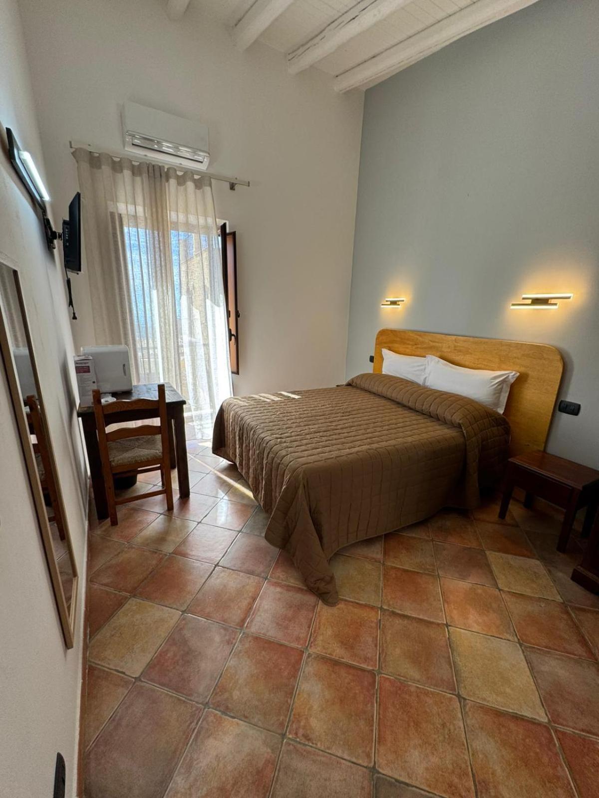 Le Scalette Del Centro Hotel Agrigento Buitenkant foto